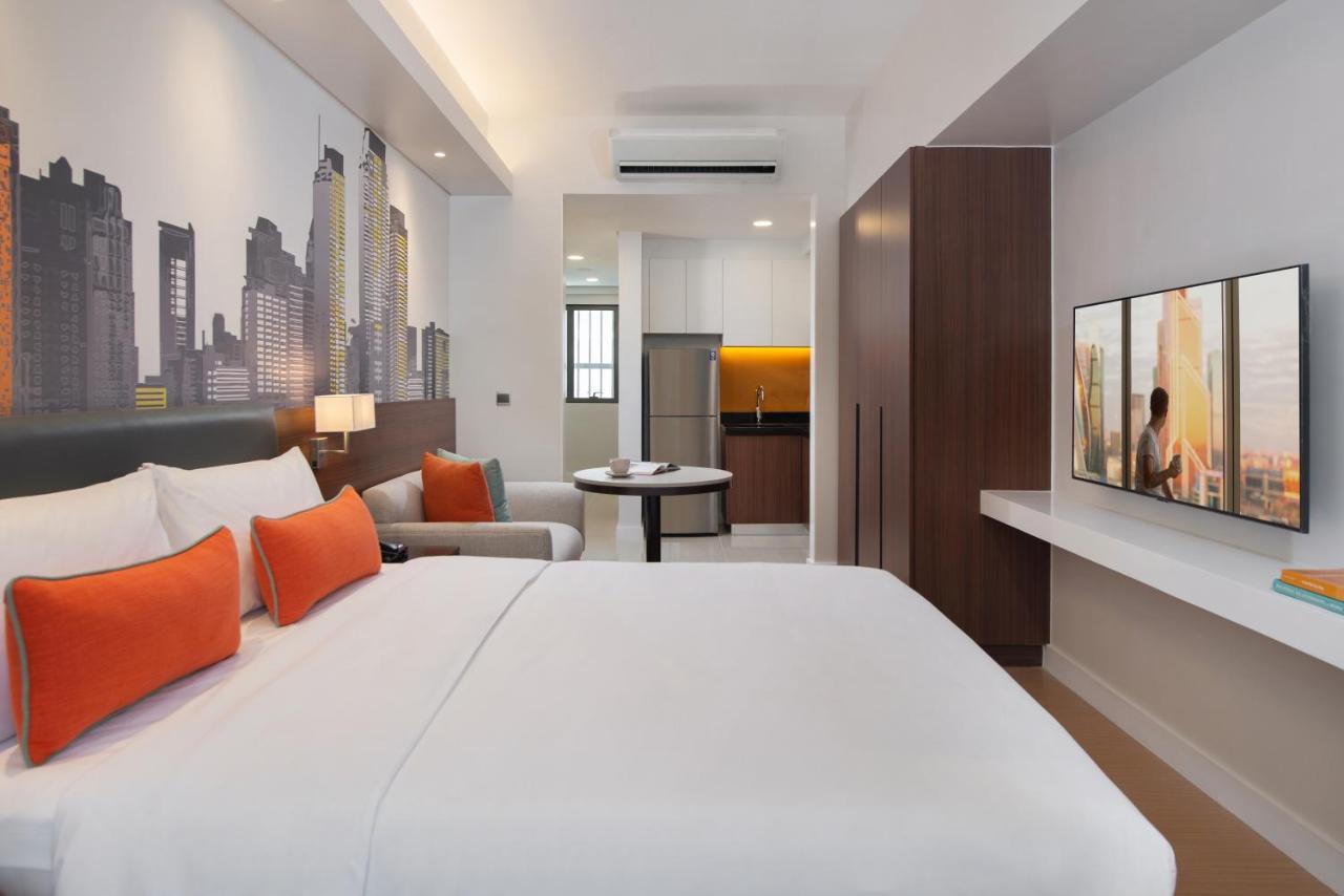 Отель Citadines Benavidez Makati Макати Экстерьер фото