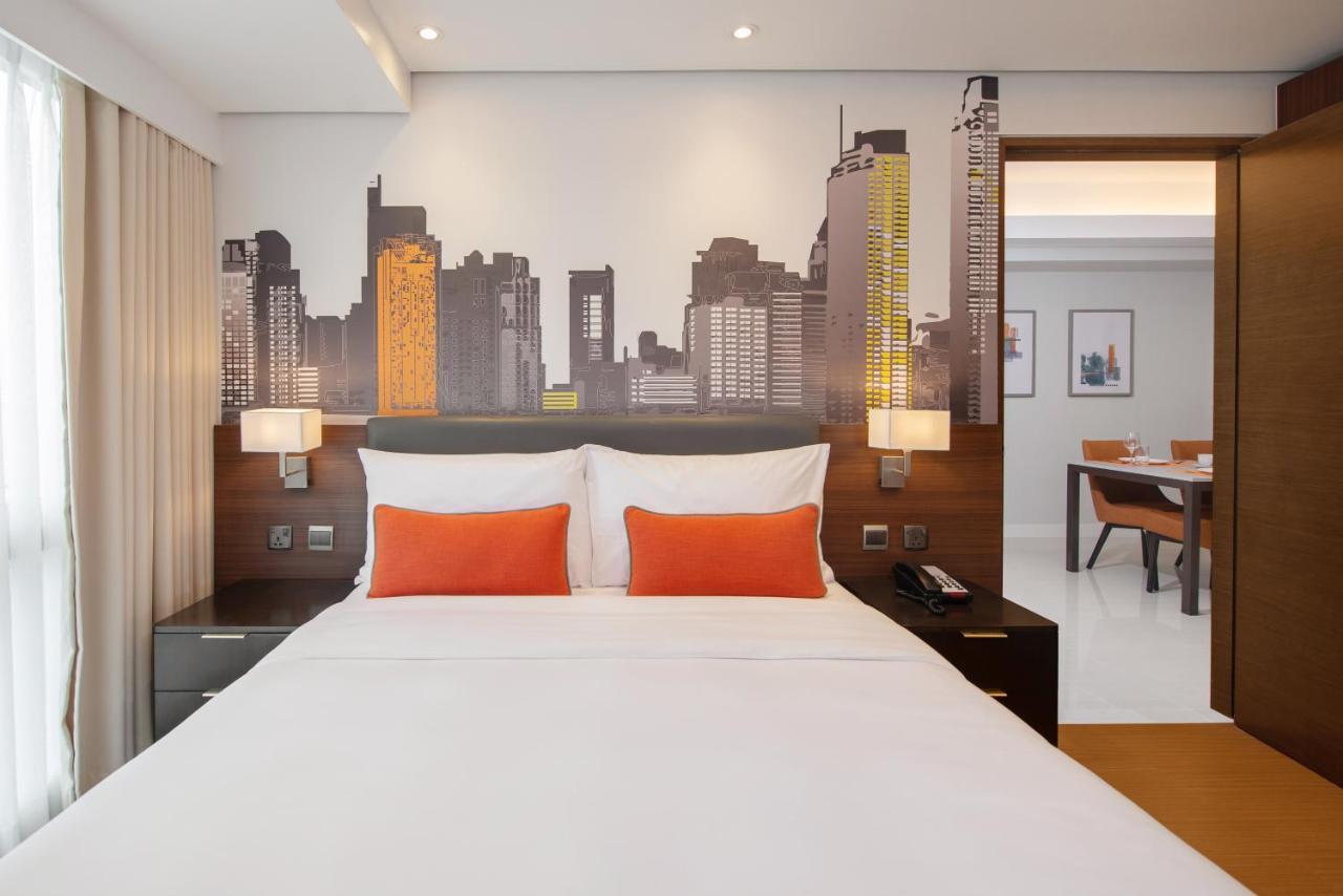 Отель Citadines Benavidez Makati Макати Экстерьер фото